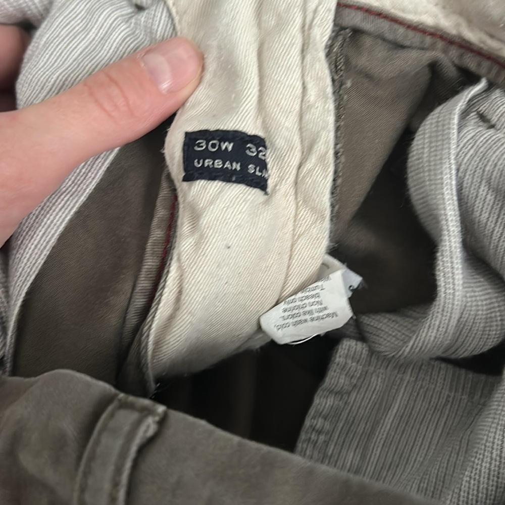 Green J. Crew Urban Slim Pants - 30x32 - Picture 3 of 3